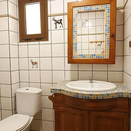 Cosy Apartment Ideally Situated In Lajares